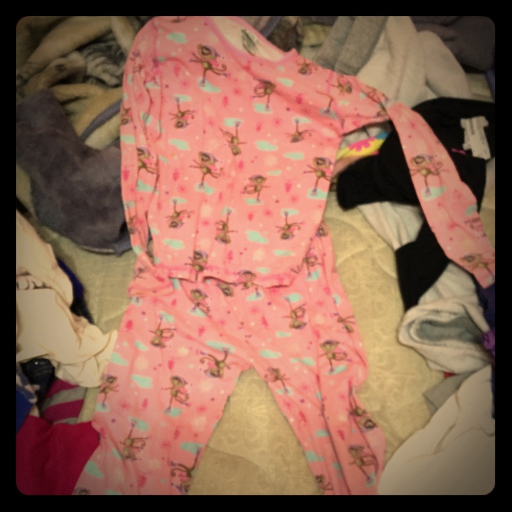 CIRCO pajama set new only tried on once!